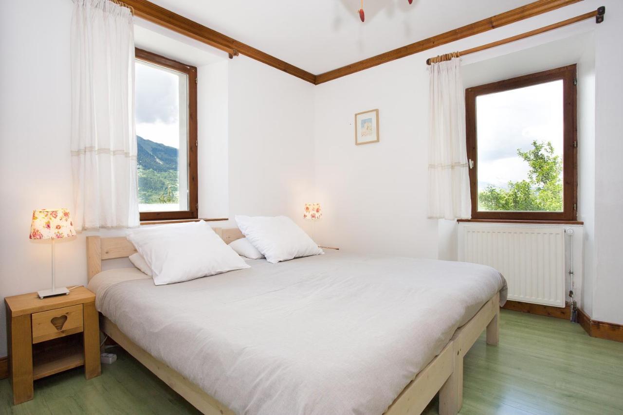 Gite-Auberge De Montvilliers 阿姆 外观 照片