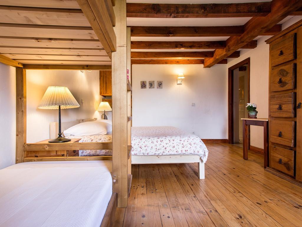Gite-Auberge De Montvilliers 阿姆 外观 照片
